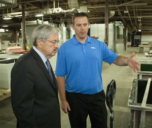 Governor Branstad tours the Altec Manufacturing Facility in Osceola, IA